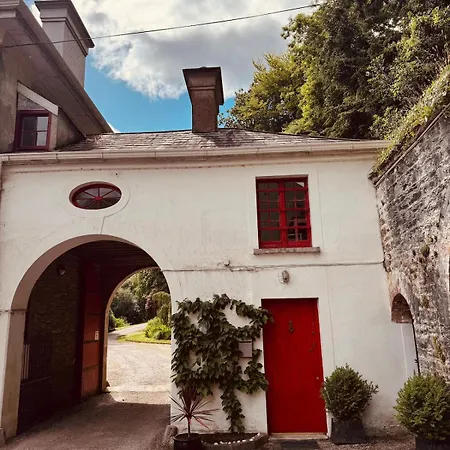 The Arches, Georgian *