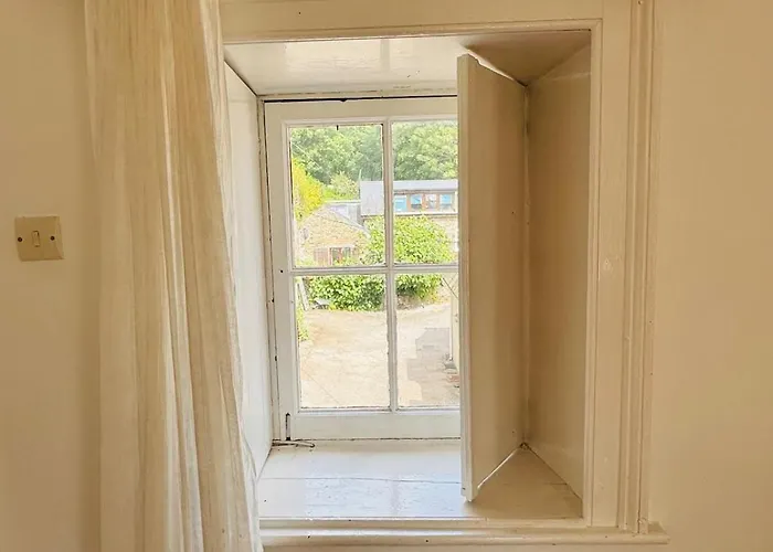 The Arches, Georgian Apartamento *
